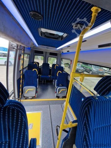 City bus MERCEDES-BENZ 2 x Vorlauffahrzeug Bürgerbus Niederflur 9 Sitze