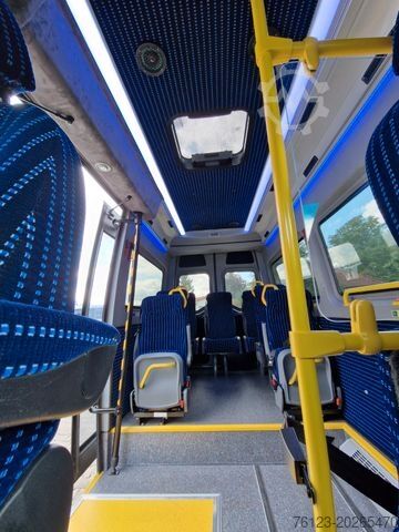 City bus MERCEDES-BENZ 2 x Vorlauffahrzeug Bürgerbus Niederflur 9 Sitze