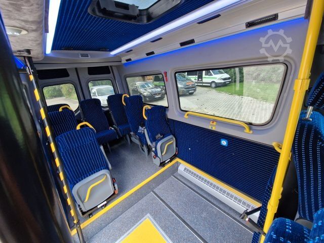 City bus MERCEDES-BENZ 2 x Vorlauffahrzeug Bürgerbus Niederflur 9 Sitze