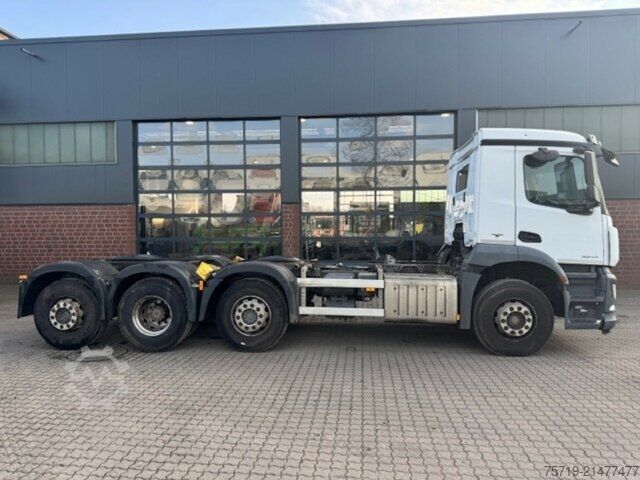 Van Mercedes-Benz 3243 8x2 Arocs Chassis/Euro6