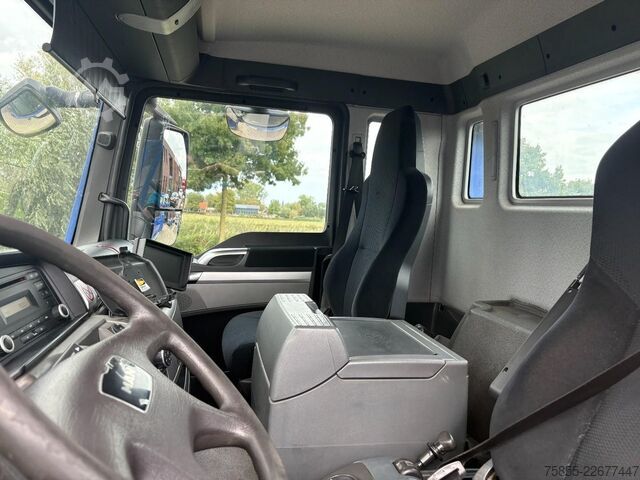 Standard tractor MAN TGS 18.320 Euro 6 / 728.000 KM / NL Truck