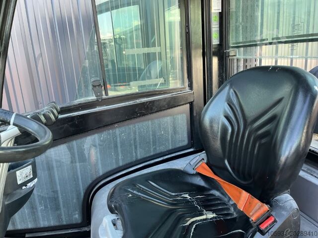 Treibgasstapler Jungheinrich TFGS50