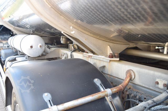Tanker truck MERCEDES-BENZ Antos 2545 Magyar 16.500L Milchtank Reinigung