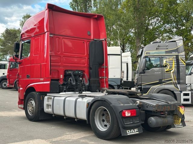 Standard tractor unit DAF XF 460 FT SSC 2 Tanks Retarder Standklima ACC LD