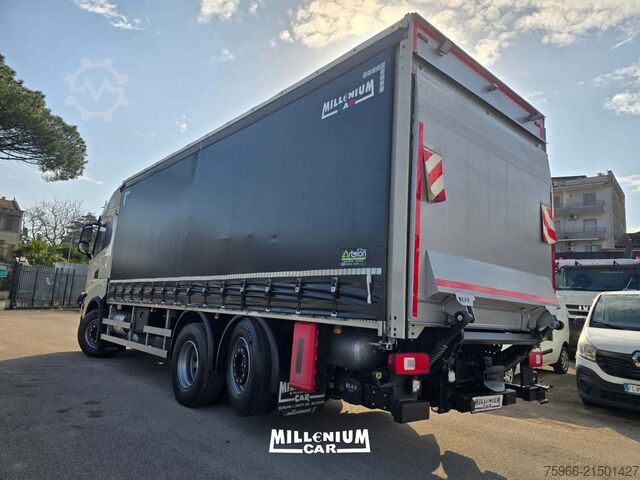 Flatbed truck with tarp Iveco SWAY 460 CENTINATO 7,40 SPONDA RETARDER
