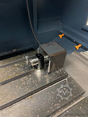 Vertikales Bearbeitungszentrum JOHNFORD SV-41