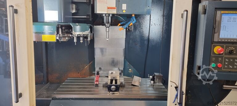 Vertikales Bearbeitungszentrum JOHNFORD SV-41