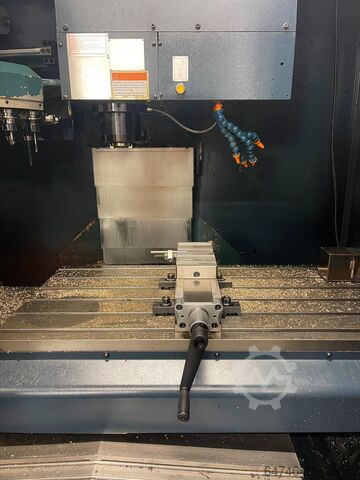 Vertikales Bearbeitungszentrum JOHNFORD SV-41