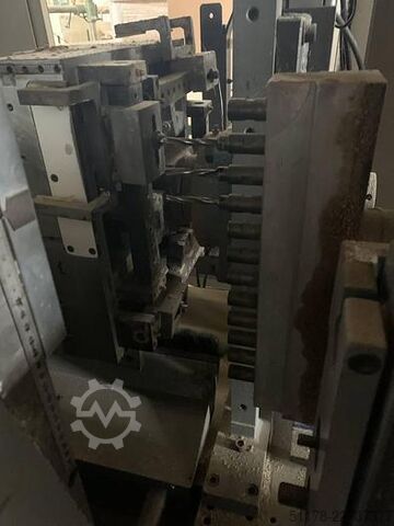 Automatische Zapfenschneidmaschine Comec mit Lader, geeignet für rechteckige Holz- oder Spanplatten  Comec FFM/LX
