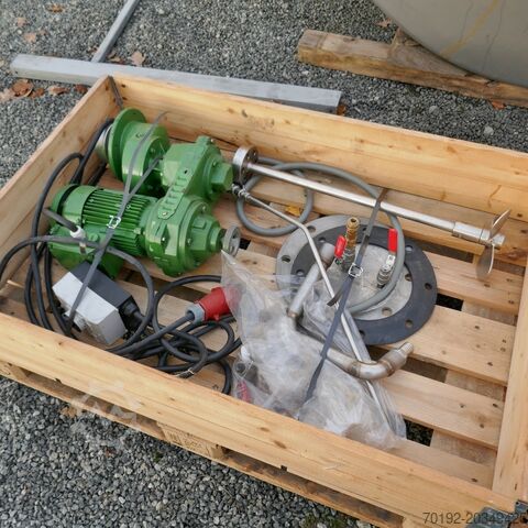 225 liter heat-/coolable pressure vessel, Aisi 316 with propeller agitator Roscher Apparatebau 9378