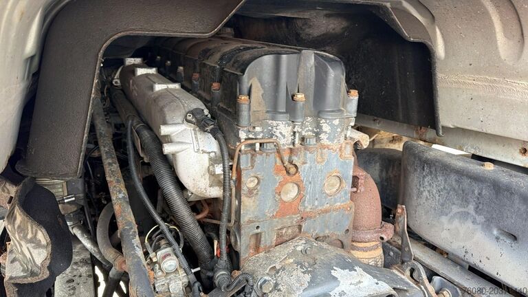 Fahrgestell mit Fahrerhaus Renault Premium 320 (BOITE MANUELLE / MANUAL GEARBOX)