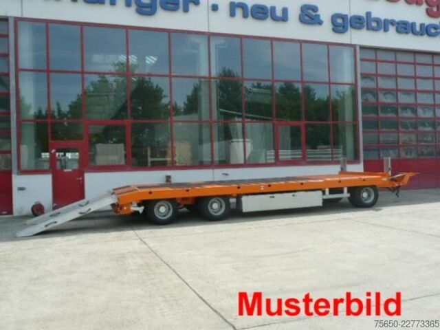 Low loader trailer Möslein T 3-8,20 P OR  3 Achs Tieflader gerader Ladefläche 8,10 m,Neufahrzeug