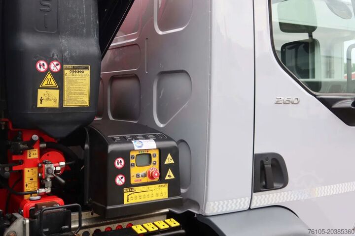 Open body DAF LF 260 FA Openwagen + Kraan Fassi F85 B023+ Rad...