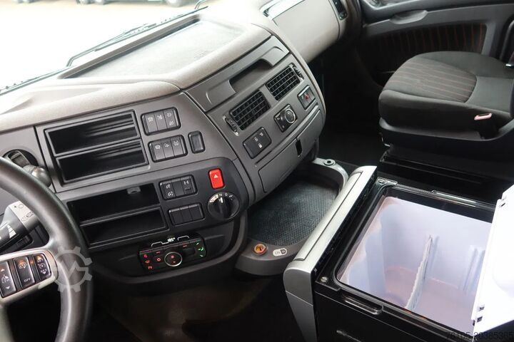 Standard tractor DAF XF 480 SSC 2x Tank Standard Trekker