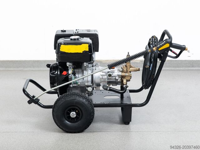 Kärcher HD 1050 B Honda GX340 200Bar Kärcher HD 1050B - Honda GX340 - 200bar - 930l/h