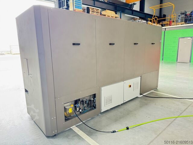 4-Achs-Bearbeitungszentrum Pertici P104