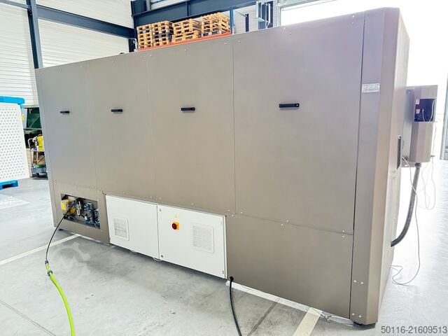 4-Achs-Bearbeitungszentrum Pertici P104