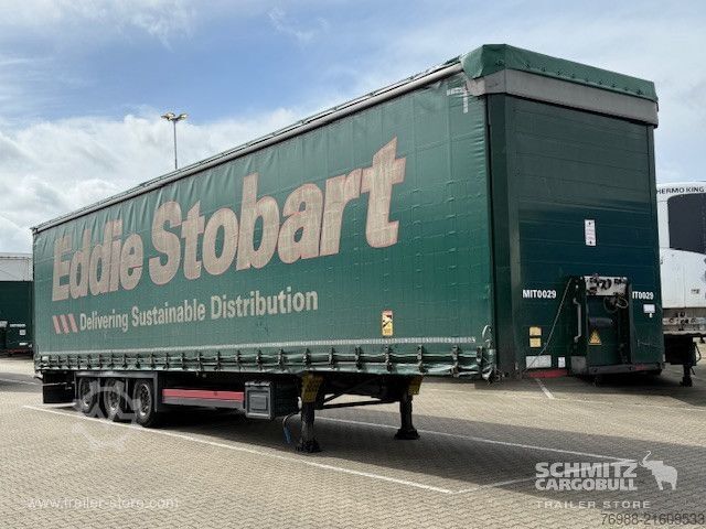 Auflieger mit Pritsche & Plane Schmitz Cargobull Curtainsider Mega Getränke