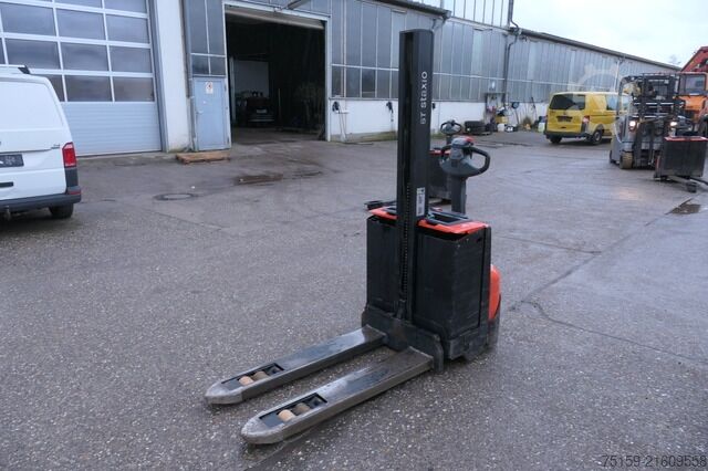 Hochhubwagen bt SWE 080L