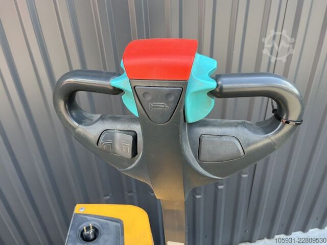 Electric Pallet Truck Jungheinrich EJEM113