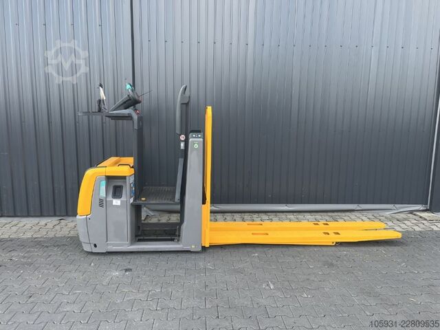 Low Level Order Picker Jungheinrich ECE320