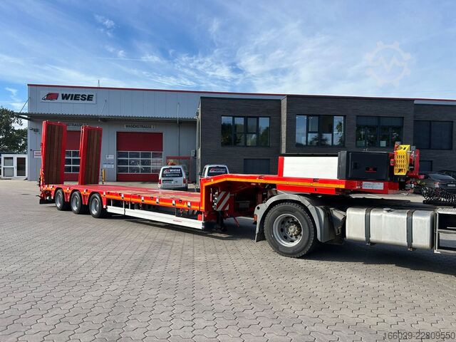 Low loader semitrailer KÄSSBOHRER SLH S HS 3/H Tieflader Zwangslenkung hydr. Bett