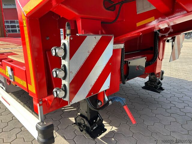 Low loader semitrailer KÄSSBOHRER SLH S HS 3/H Tieflader Zwangslenkung hydr. Bett