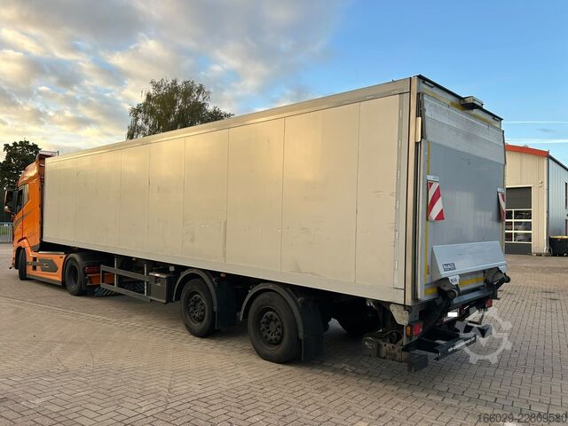 Box semitrailer  Rohr Kühlkoffer mit Elektro Kühler und LBW