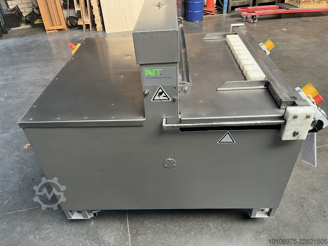 Kuchenschneidemaschine AVT b.v. 