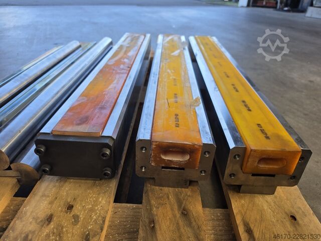 Richtpresse UKB 20.273 + 10.115 Radius werkzeug