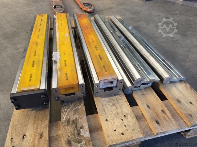 Richtpresse UKB 20.273 + 10.115 Radius werkzeug