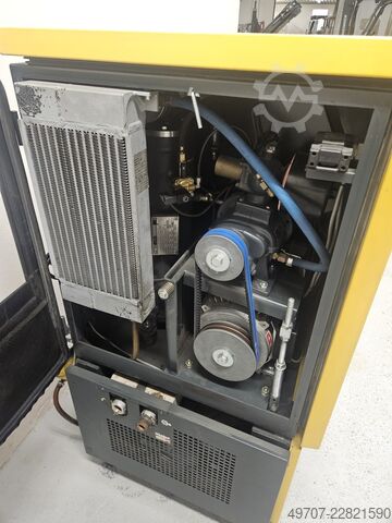 Schraubenkompressor mit Kältetrockner Kaeser airtower 8 