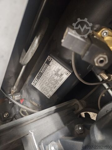 Schraubenkompressor mit Kältetrockner Kaeser airtower 8 