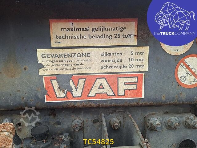 Container transportation Mercedes-Benz Actros 3235