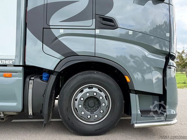 Koffer Iveco S-WAY