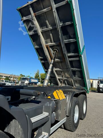 Standard-Sattelzugmaschine SCANIA P 400 RIBALTABILE 3 LATI 6X4