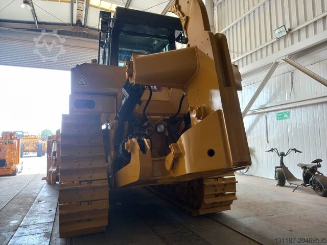 Planiermaschine Caterpillar D8T (Jebel Ali)