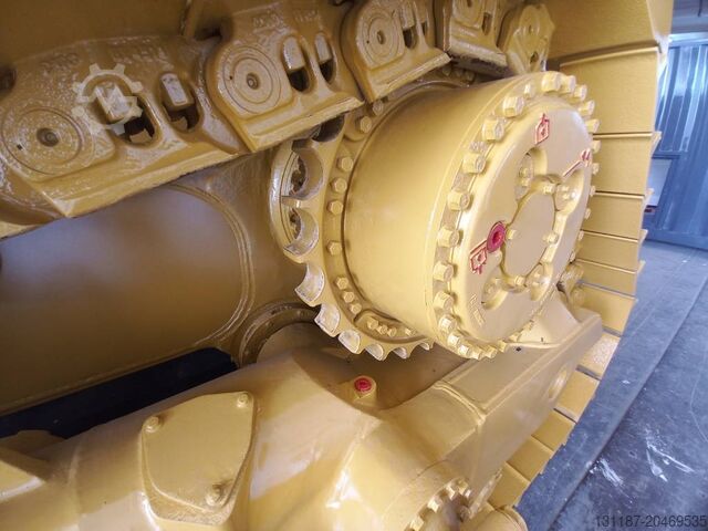 Planiermaschine Caterpillar D8T (Jebel Ali)