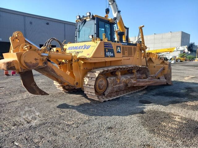 Dozer Komatsu D155A-6R (4 pcs available in Abu Dhabi)