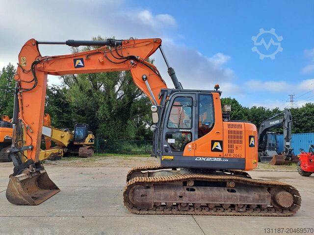 Raupenbagger Doosan DX 235 LCR-5