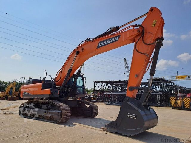 Raupenbagger Doosan DX530LC-7M