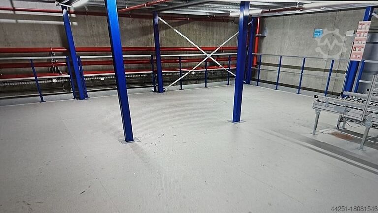 Lagerbühne 654m² Bito Systembaubühne