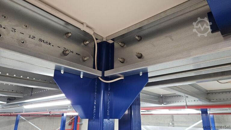 Lagerbühne 654m² Bito Systembaubühne