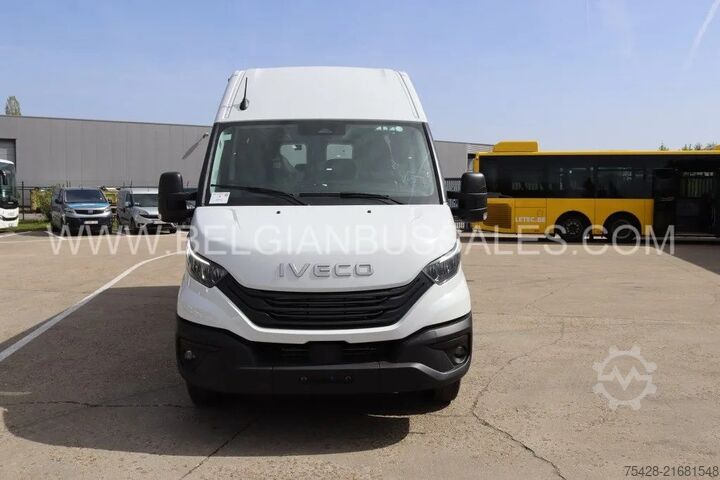 Kleinbus Iveco Daily Line /Airco / USB