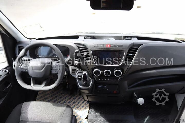Kleinbus Iveco Daily Line /Airco / USB
