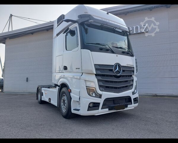 Standard SZM MERCEDES-BENZ Actros L 18 4x2 - Actros L 1848 LS 4x2