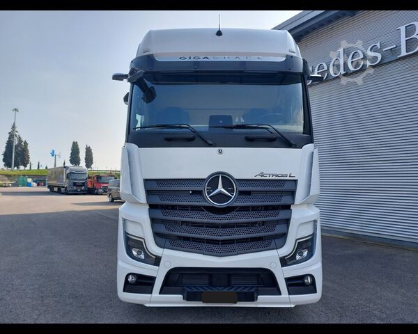 Standard SZM MERCEDES-BENZ Actros L 18 4x2 - Actros L 1848 LS 4x2