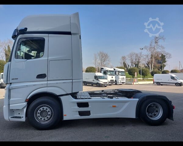 Standard SZM MERCEDES-BENZ Actros L 18 4x2 - Actros L 1848 LS 4x2