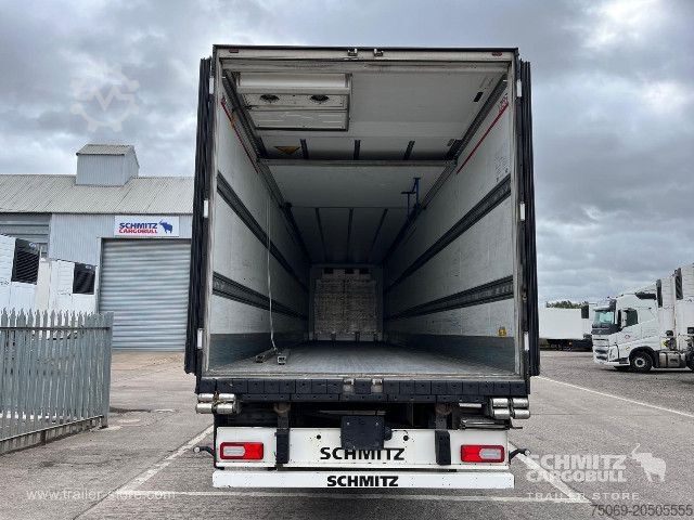 Reefer semitrailer Schmitz Cargobull Reefer Multitemp