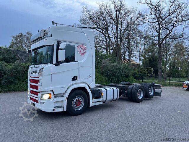 Chassis with cab Scania R580 V8 NGS 6x2 King low km
